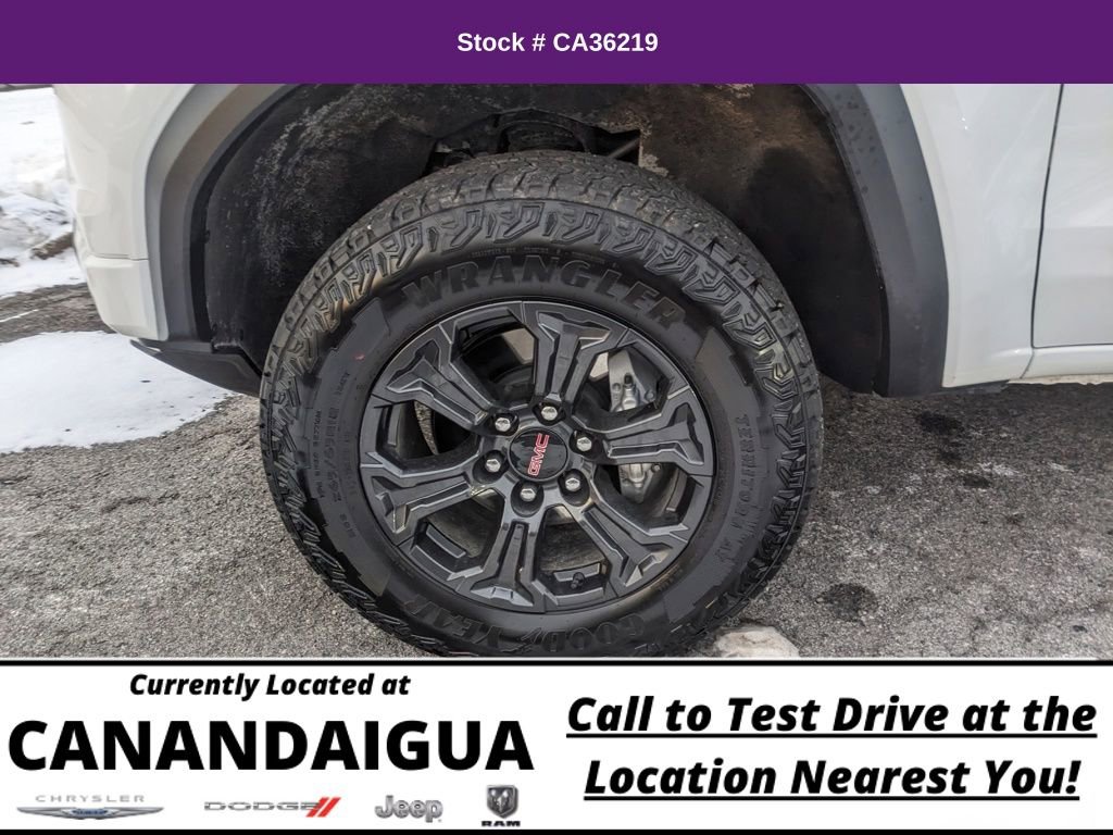 Used 2025 GMC Canyon Elevation w/ Convenience Package image 41