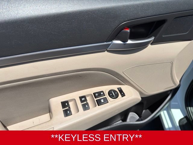 Used 2019 Hyundai Elantra SEL FWD image 10