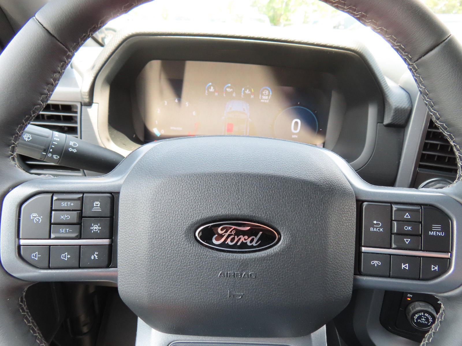 New 2026 Ford F150 XLT w/ Equipment Group 302A MID AWD/4WD image 9