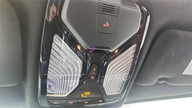 Used 2025 BMW X7 M60i image 59