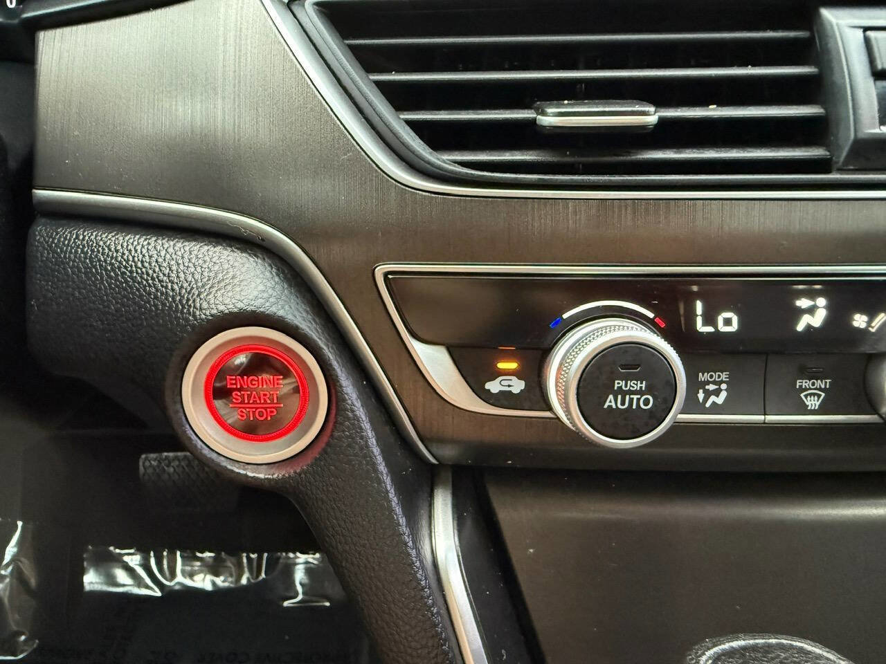Used 2020 Honda Accord LX image 39