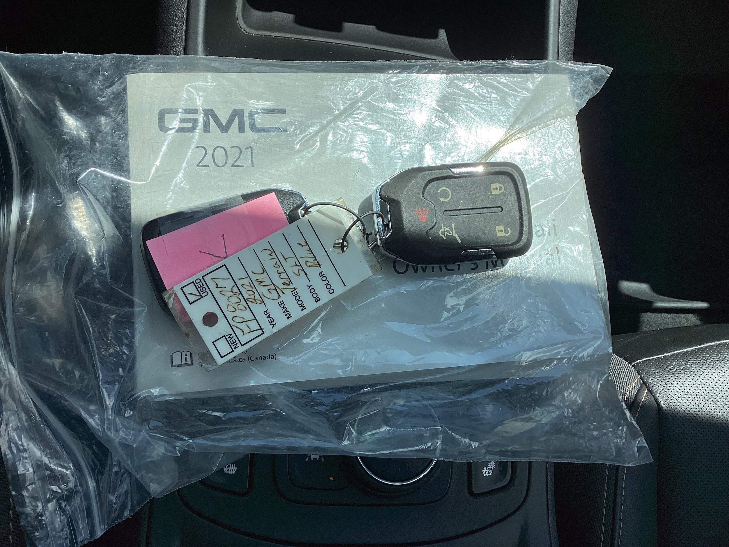 Used 2021 GMC Terrain SLT w/ Infotainment Package II AWD/4WD image 23