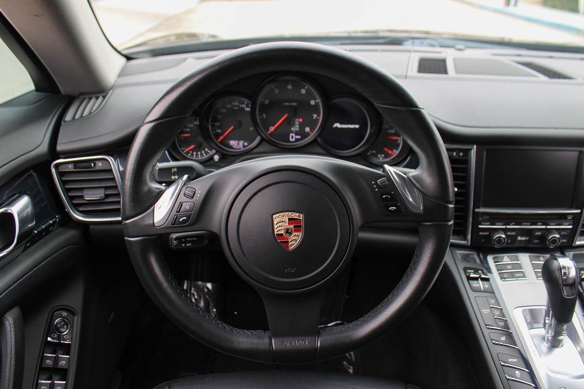 Used 2012 Porsche Panamera image 27