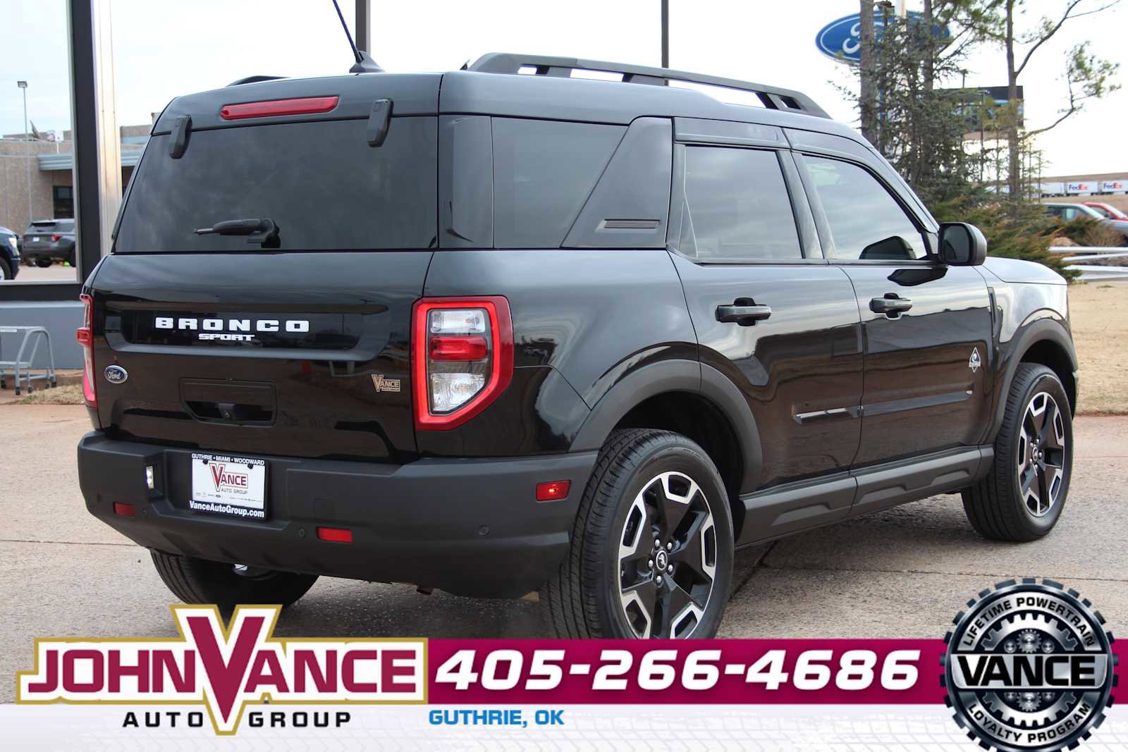 Used 2022 Ford Bronco Sport Outer Banks w/ Tech Package image 12