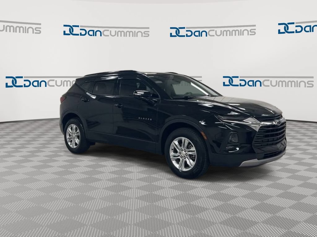 Used 2019 Chevrolet Blazer LT FWD image 2