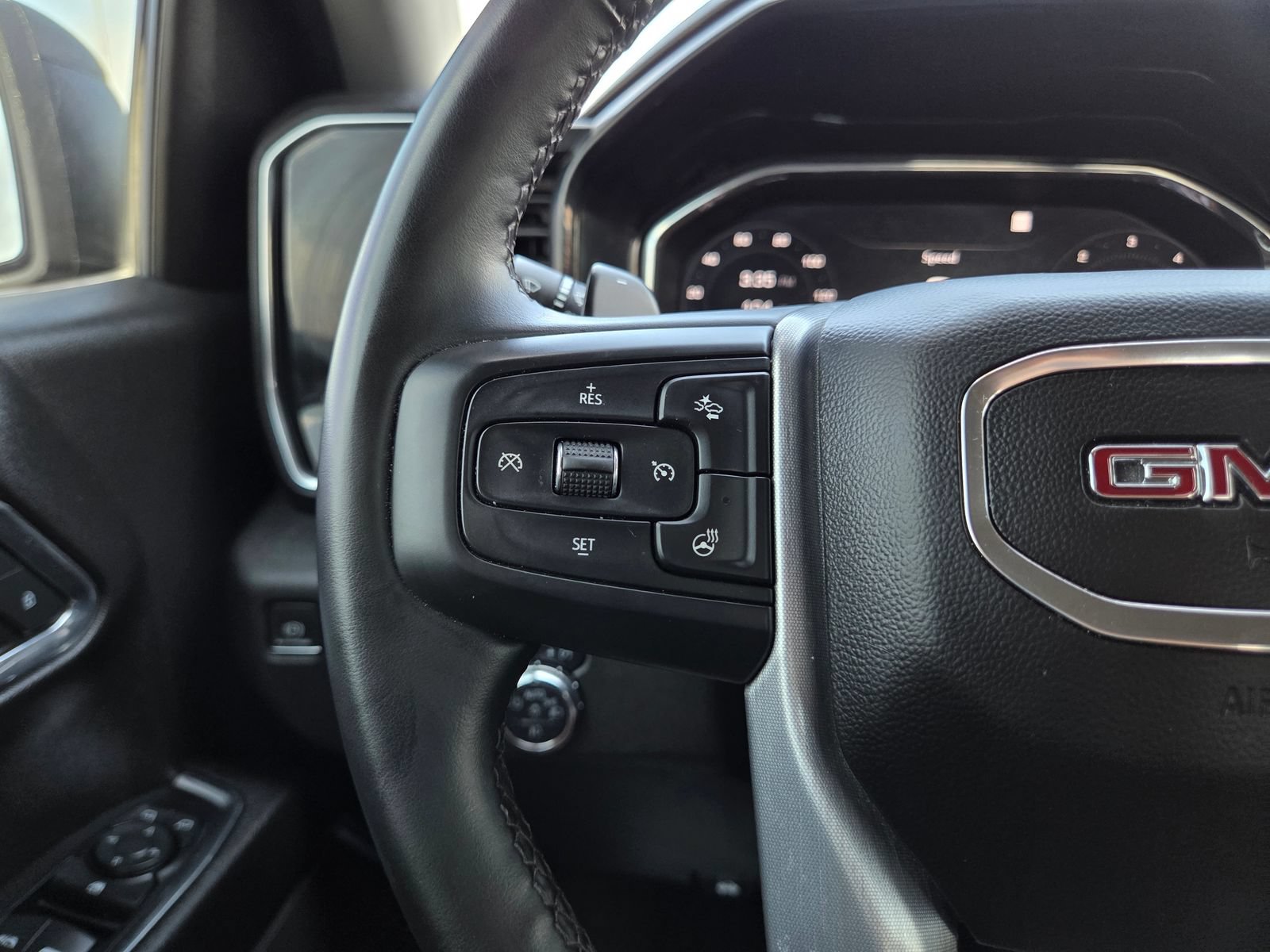 Used 2024 GMC Sierra 1500 Elevation RWD image 40