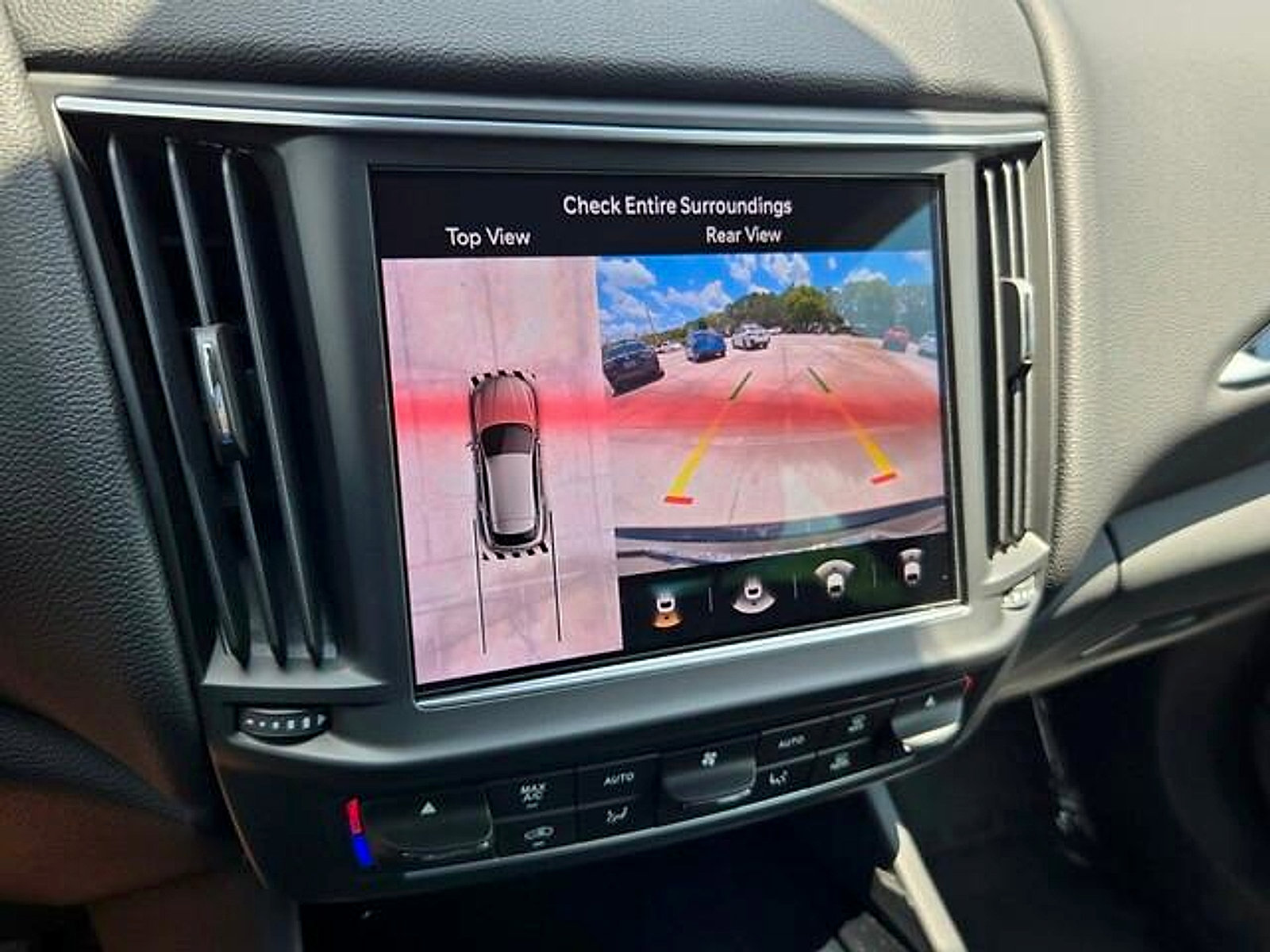 Used 2023 Maserati Levante GT AWD/4WD image 19