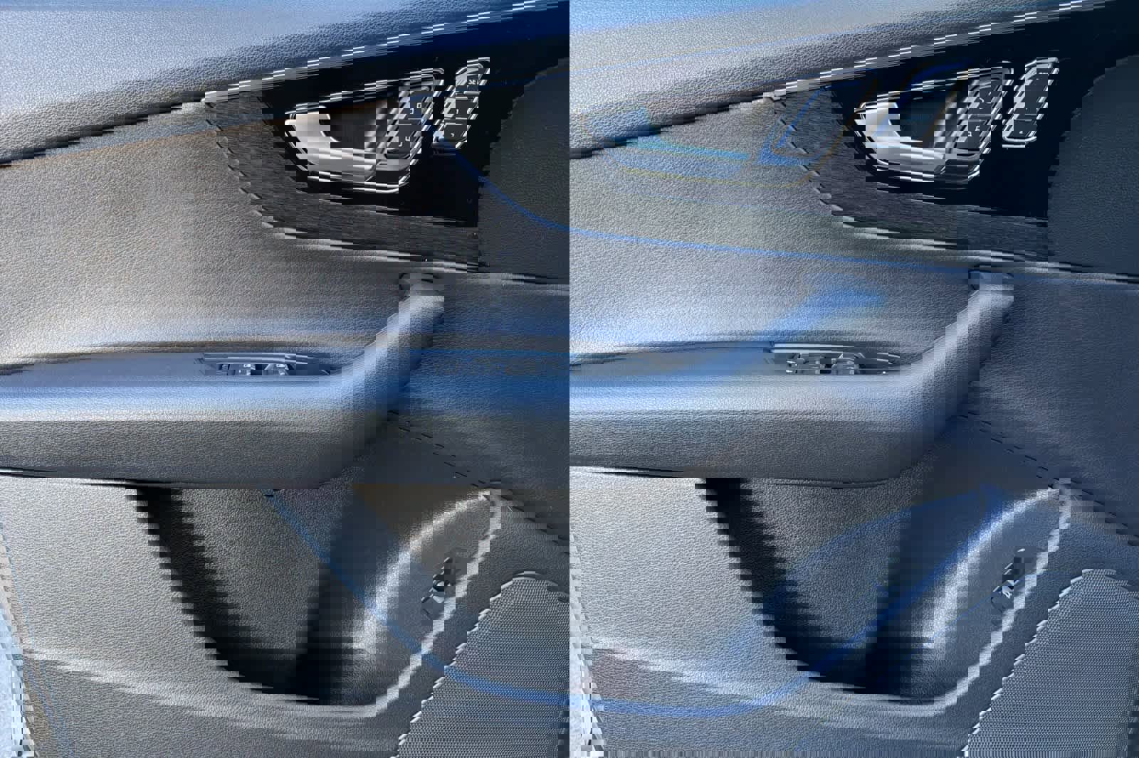 Used 2017 Audi Q7 3.0T Premium Plus w/ Premium Plus Package image 14