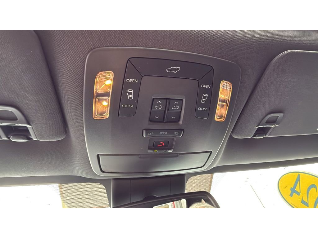 Certified 2024 Toyota Sienna XSE w/ XSE Plus Package image 27