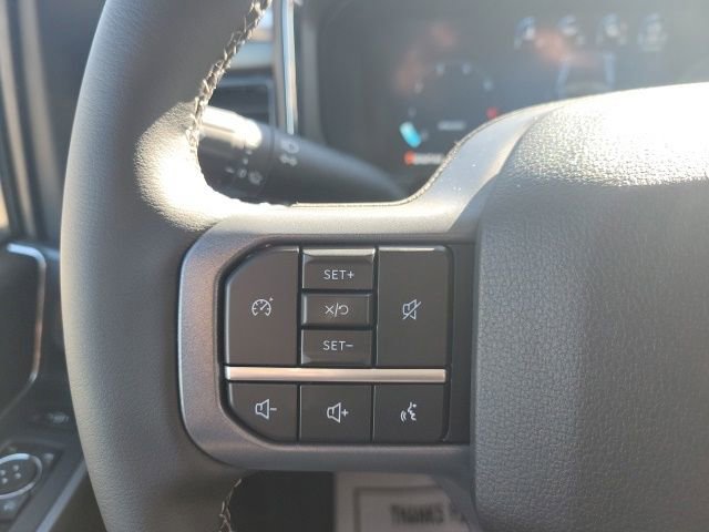 New 2026 Ford F250 Lariat w/ Black Appearance Package image 19