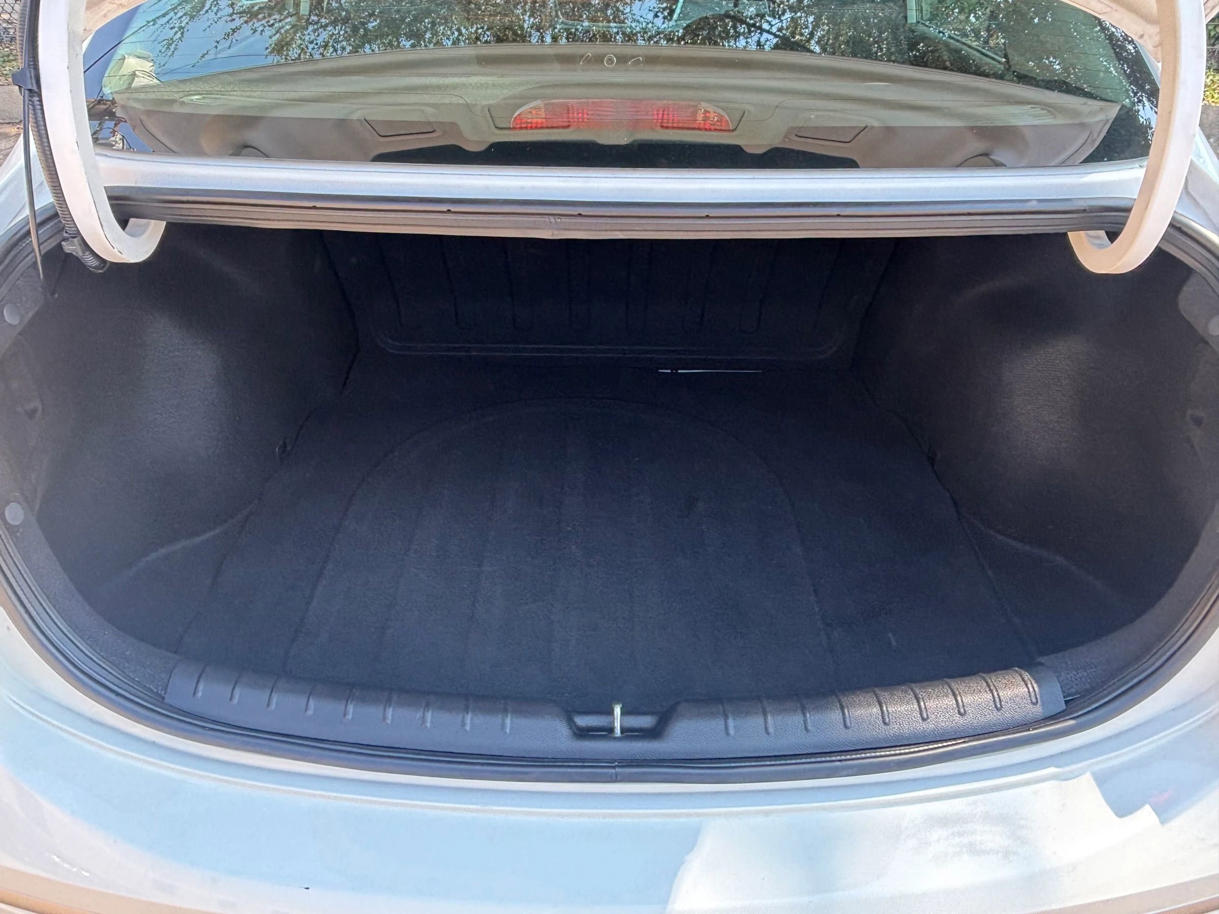 Used 2023 Kia Rio LX image 37