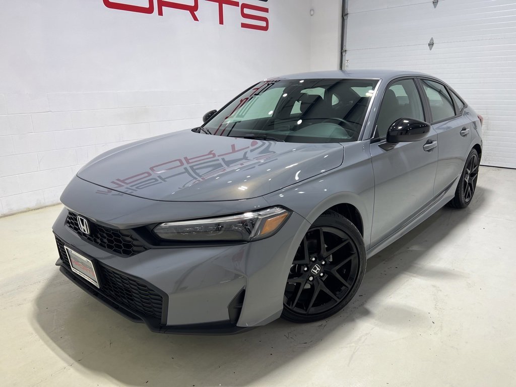Used 2025 Honda Civic Sport image 2