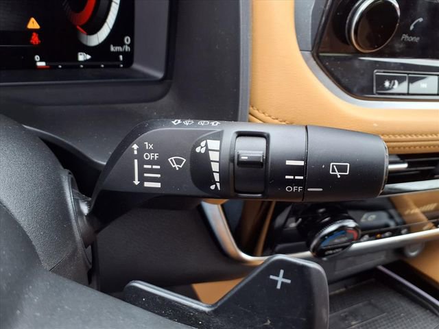 Used 2023 Nissan Rogue Platinum AWD/4WD image 12