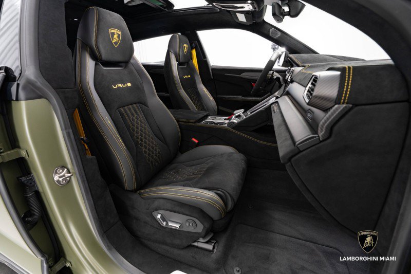 Used 2024 Lamborghini Urus Performante image 57