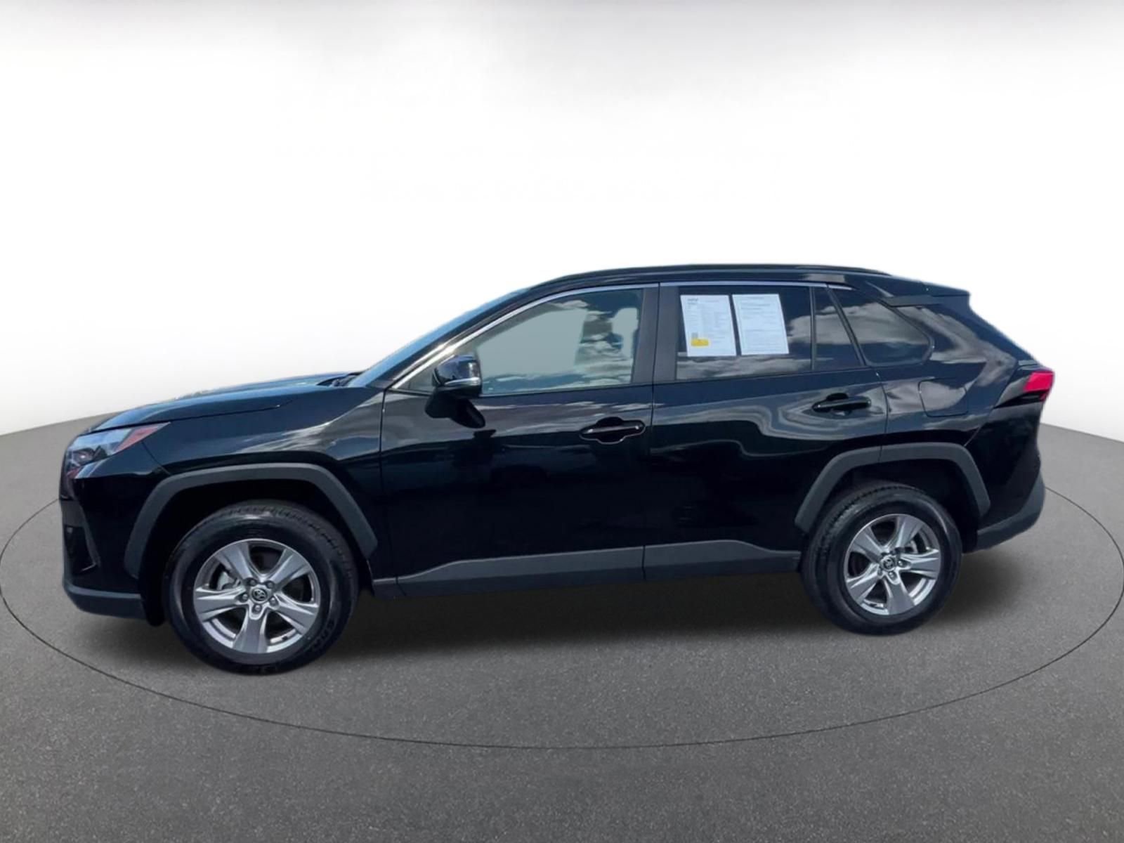 Used 2025 Toyota RAV4 XLE w/ Weather Package image 8