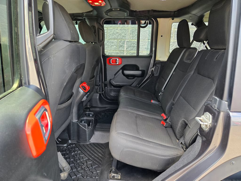 Used 2019 Jeep Wrangler Unlimited Sport S AWD/4WD image 32