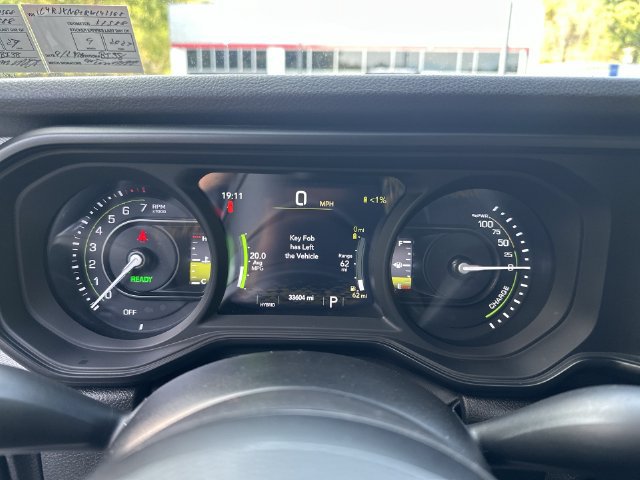 Used 2024 Jeep Wrangler Unlimited w/ Convenience Group AWD/4WD image 12
