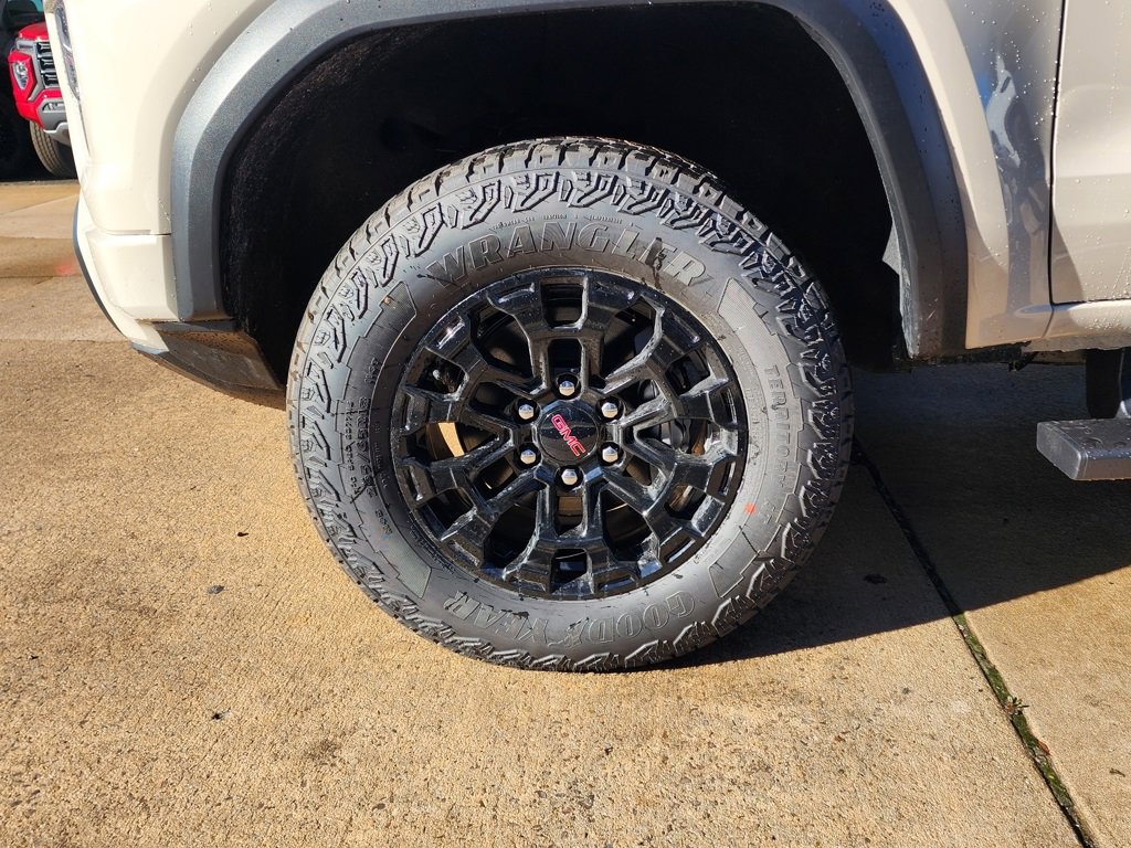 New 2026 GMC Canyon Elevation w/ Convenience Package image 53