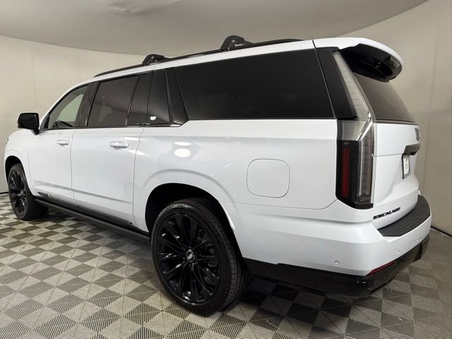 New 2026 Cadillac Escalade ESV Platinum Sport AWD/4WD image 4