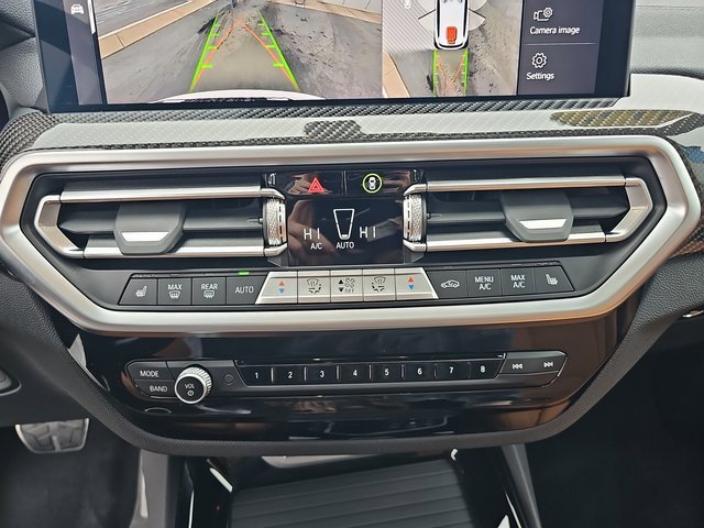 Used 2024 BMW X3 M40i w/ Premium Package image 23