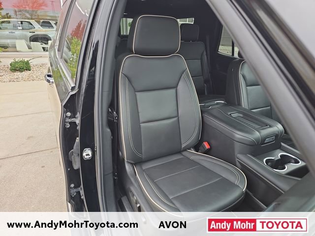 Used 2024 GMC Yukon SLT image 36