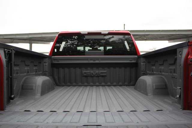 Used 2024 GMC Sierra 1500 SLT image 35