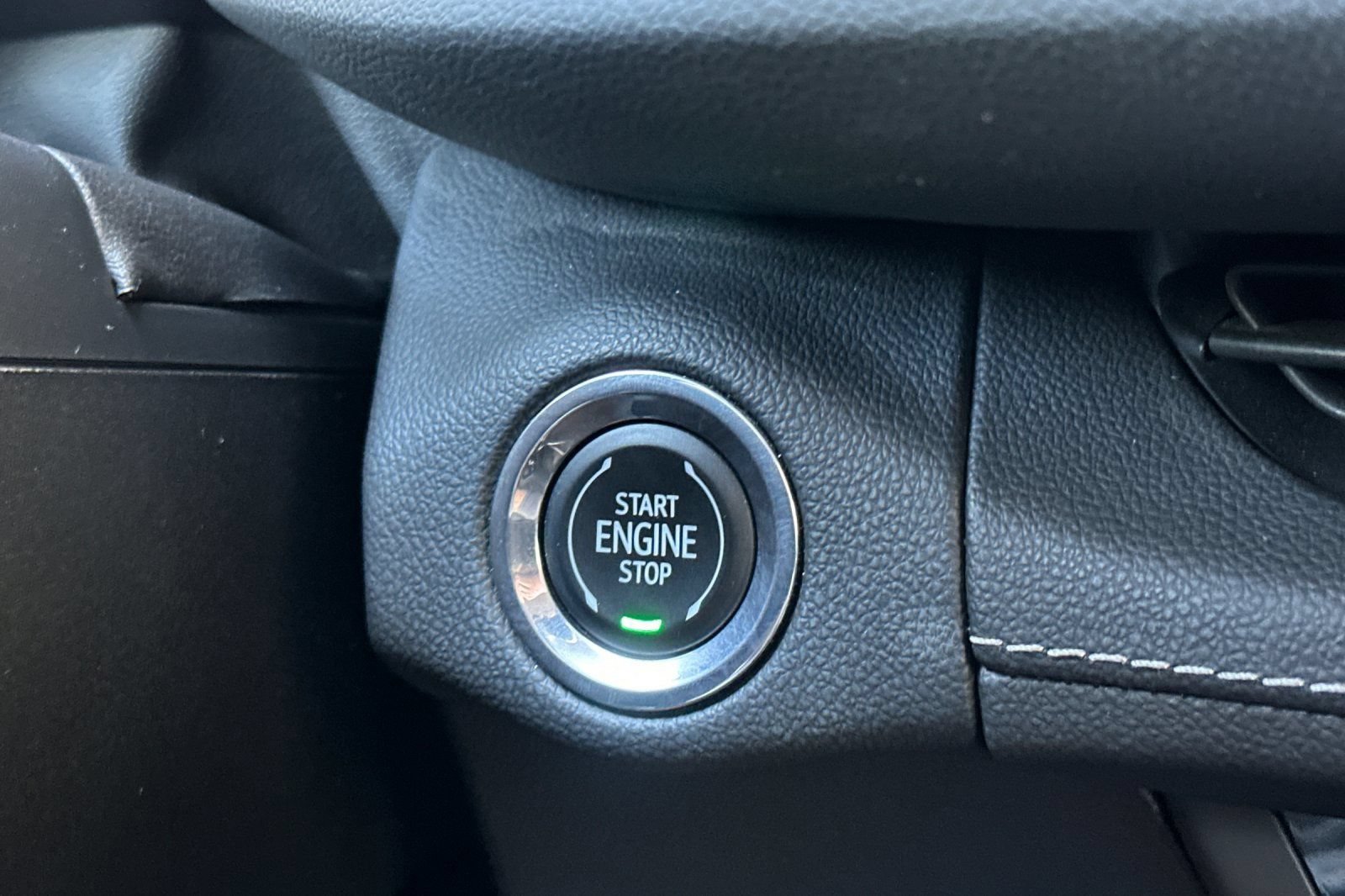 Certified 2023 Buick Envision Avenir AWD/4WD image 24