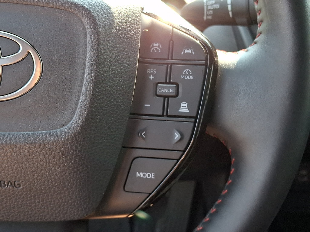 Used 2024 Toyota Prius Prime FWD image 24