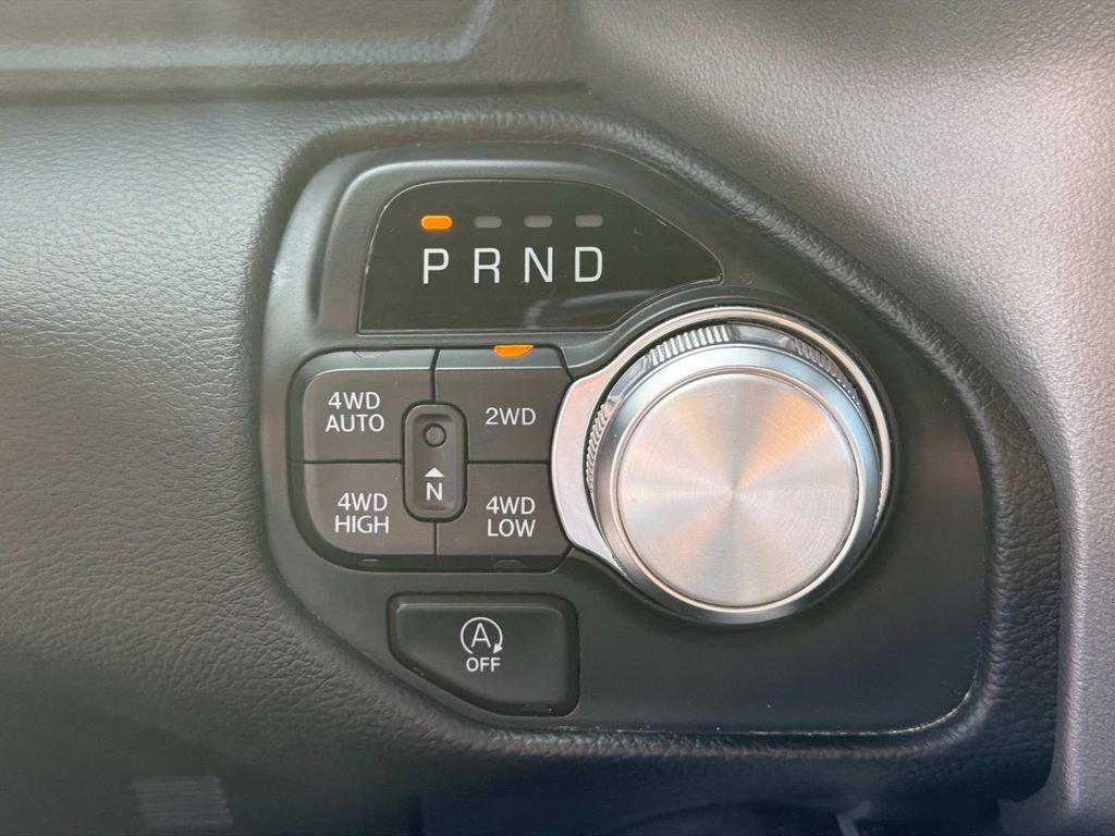 Used 2021 RAM 1500 Laramie w/ Sport Appearance Package AWD/4WD image 31