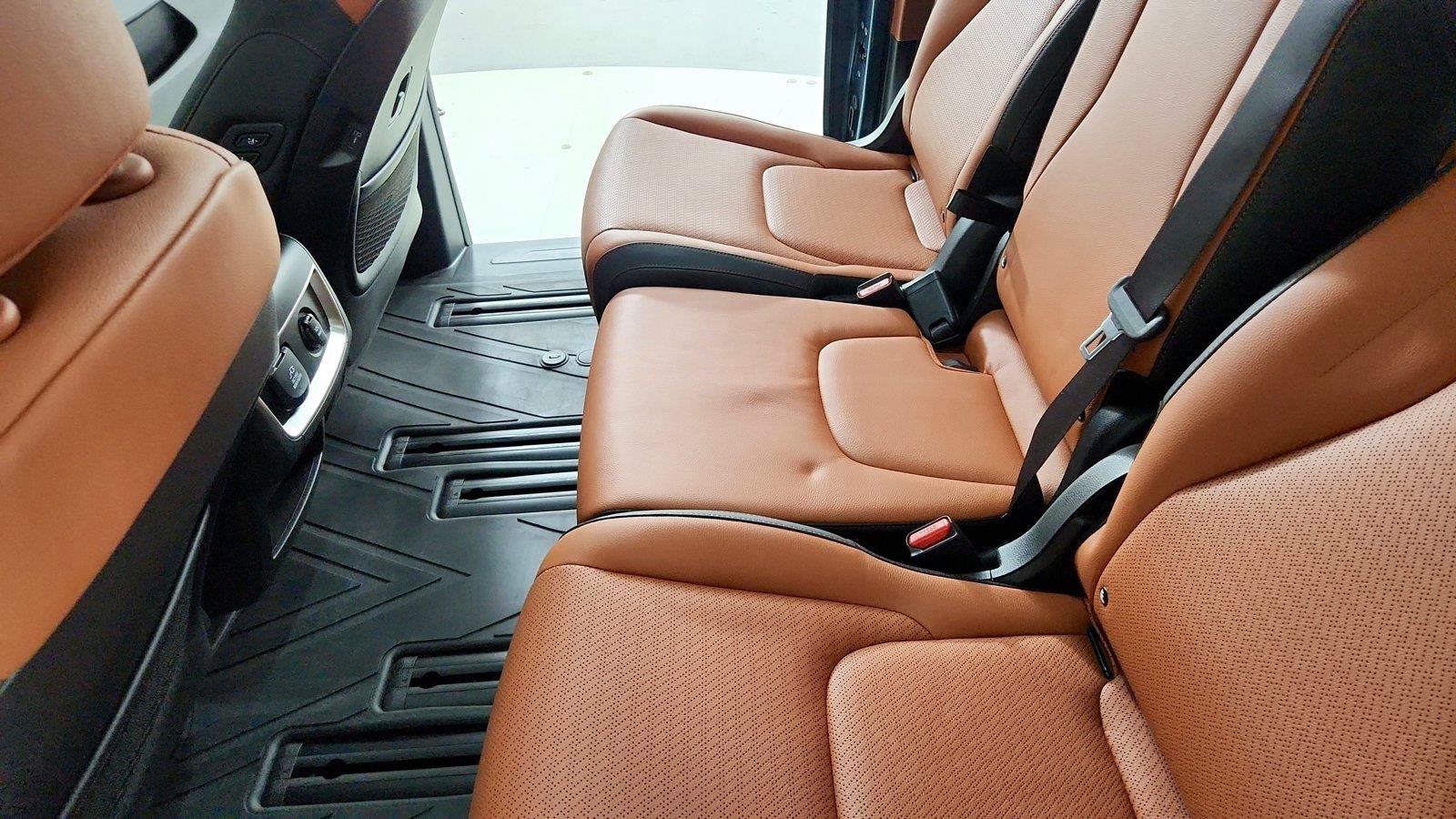 Used 2026 Kia Carnival SX Prestige FWD image 27