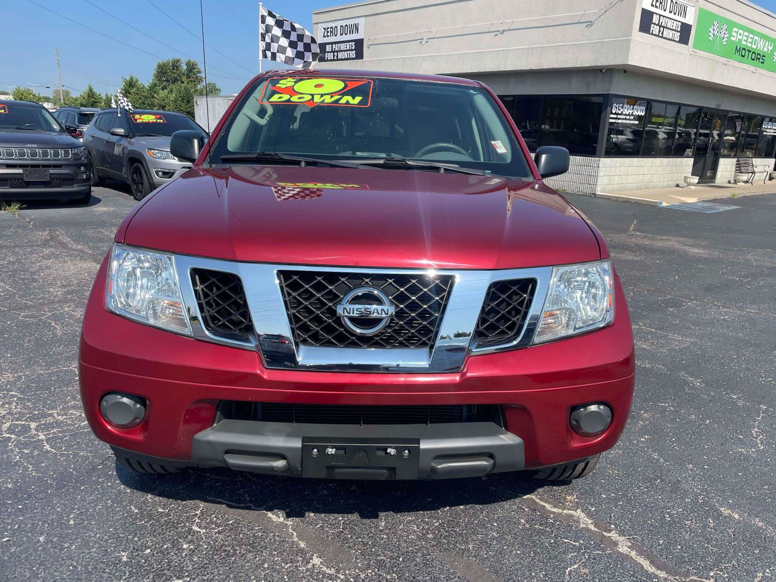 Used 2019 Nissan Frontier SV RWD image 2