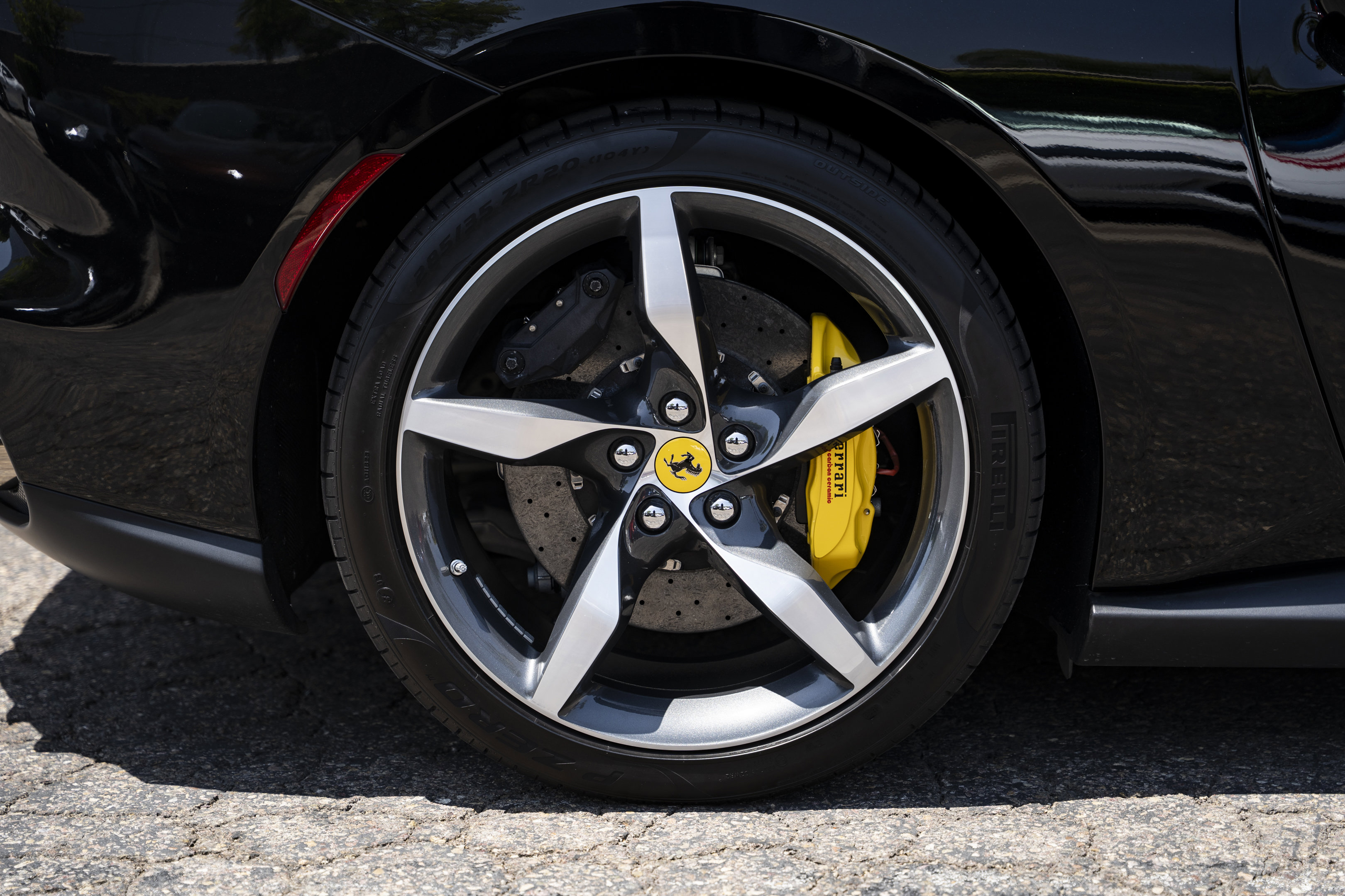Certified 2023 Ferrari Portofino M RWD image 15