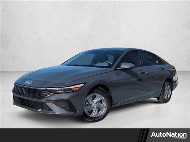 New 2026 Hyundai Elantra SE image 1