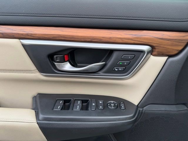 Used 2019 Honda CR-V Touring image 16