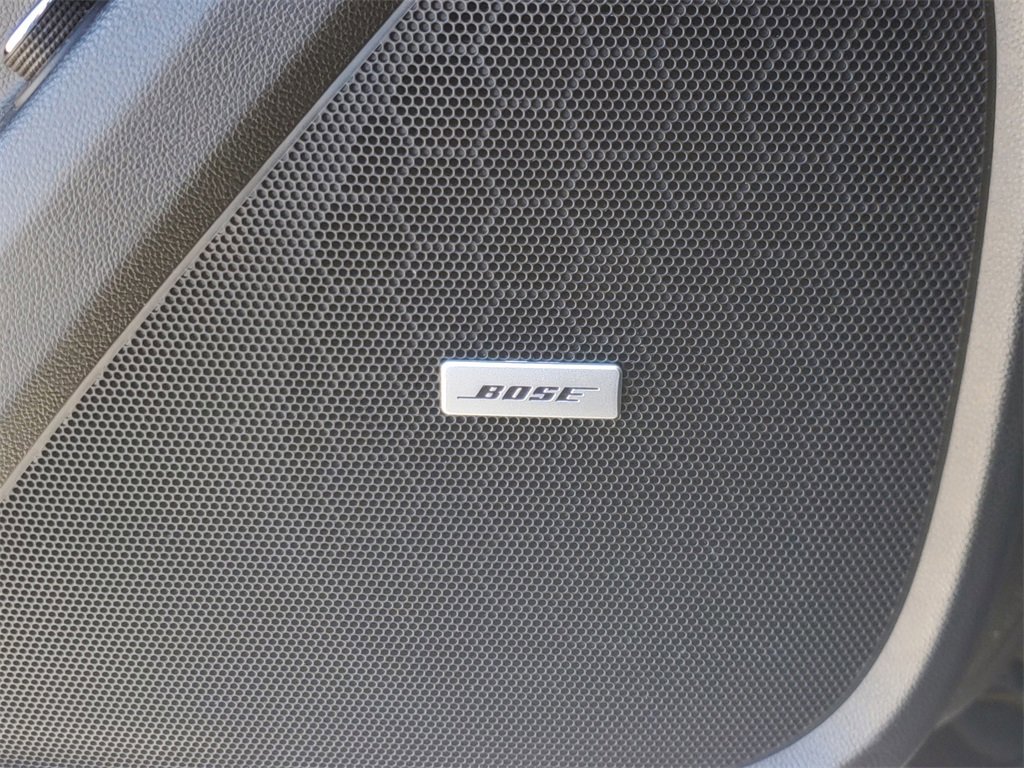 Used 2023 Chevrolet Traverse Premier w/ Redline Edition image 21