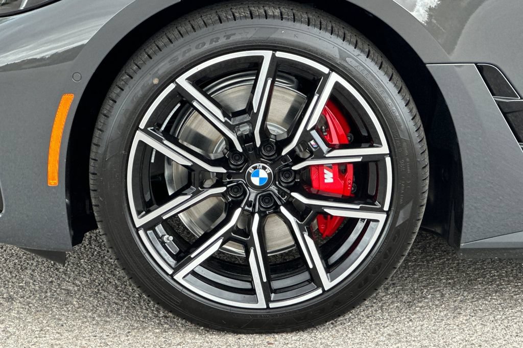 New 2026 BMW i4 eDrive40 w/ M Sport Package RWD image 32