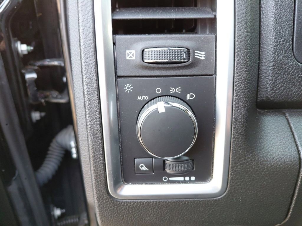 Used 2022 RAM 1500 Classic Warlock w/ Electronics Group image 26