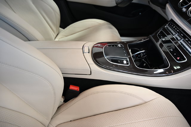 Used 2021 Mercedes-Benz E 350 4MATIC Sedan image 20