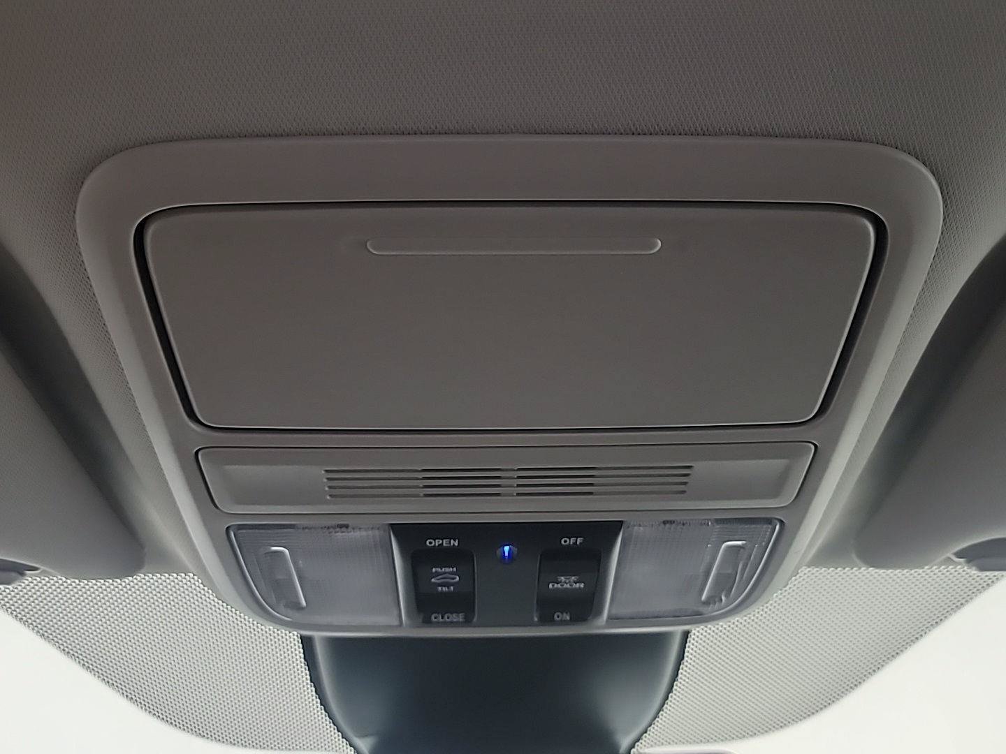 Certified 2025 Honda Odyssey EX-L image 36