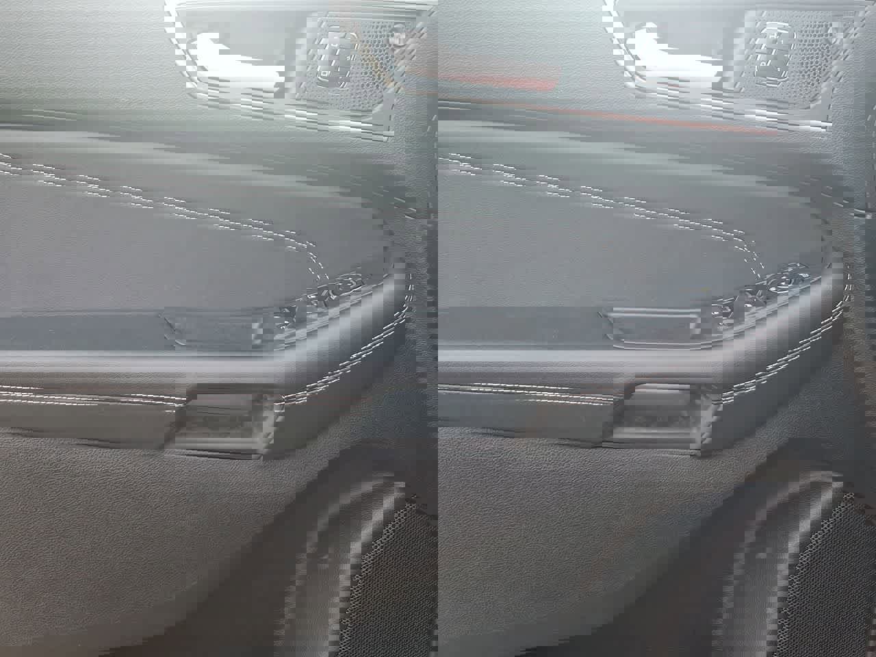 Certified 2024 Ford Edge Titanium image 16