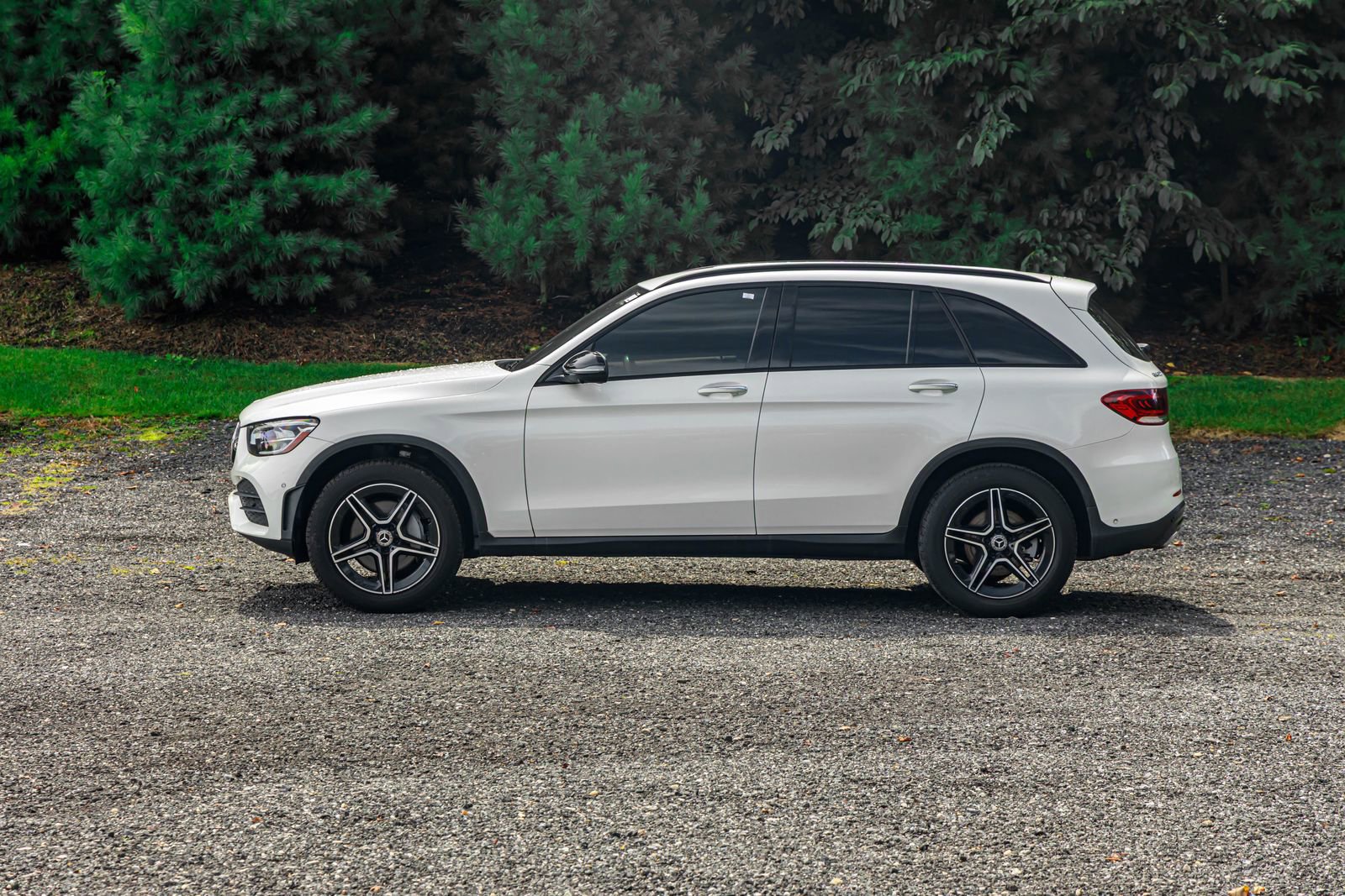 Used 2021 Mercedes-Benz GLC 300 w/ AMG Line image 5