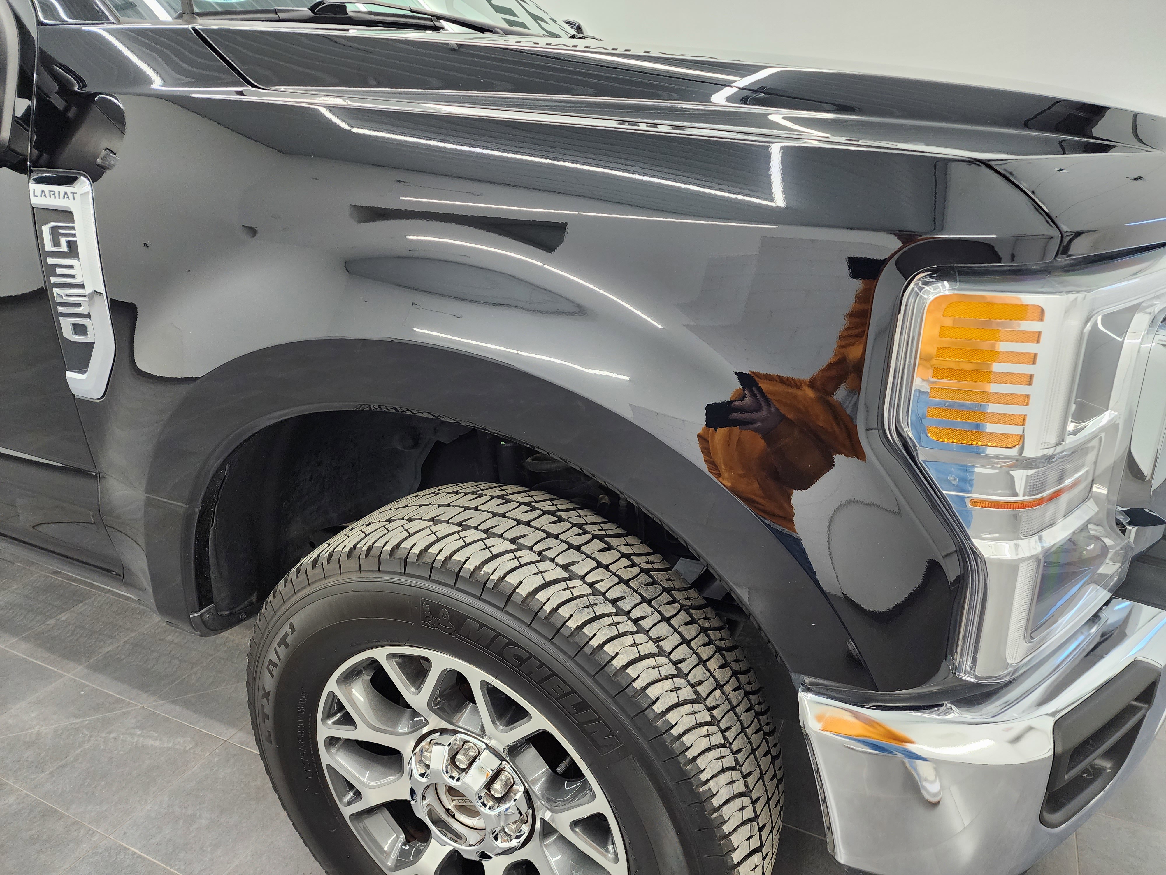 Used 2021 Ford F350 Lariat w/ Lariat Ultimate Package AWD/4WD image 27