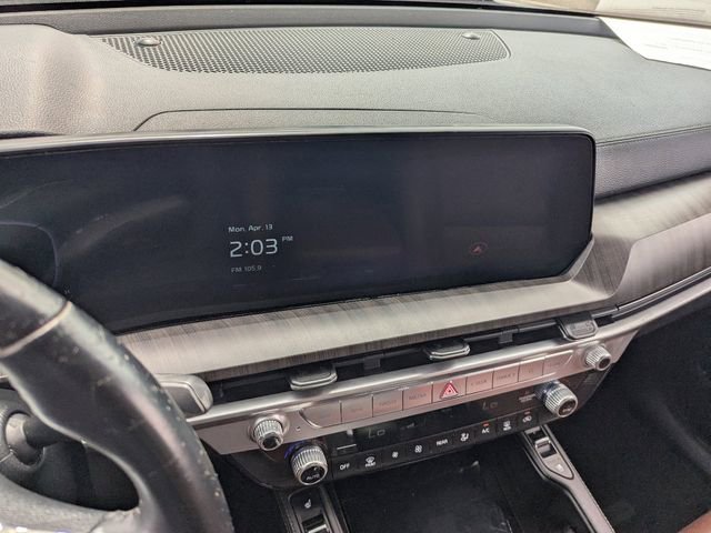Used 2024 Kia Telluride EX w/ EX Captain's Chair Package image 25