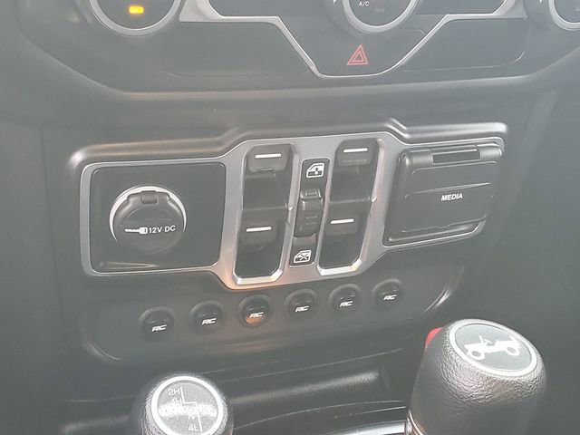 Used 2020 Jeep Wrangler Unlimited Sport S image 17