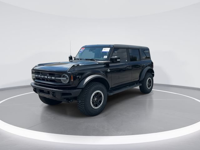 Certified 2022 Ford Bronco Outer Banks w/ Sasquatch Package AWD/4WD image 3