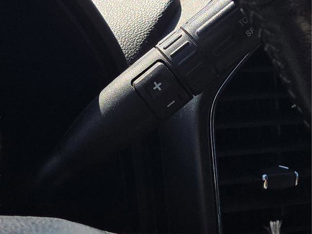 Used 2017 Ford F150 XLT w/ Equipment Group 302A Luxury image 29