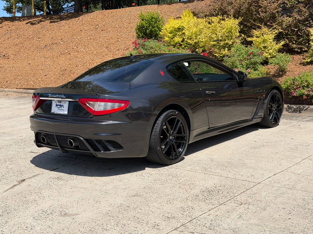 Used 2012 Maserati GranTurismo MC RWD image 3