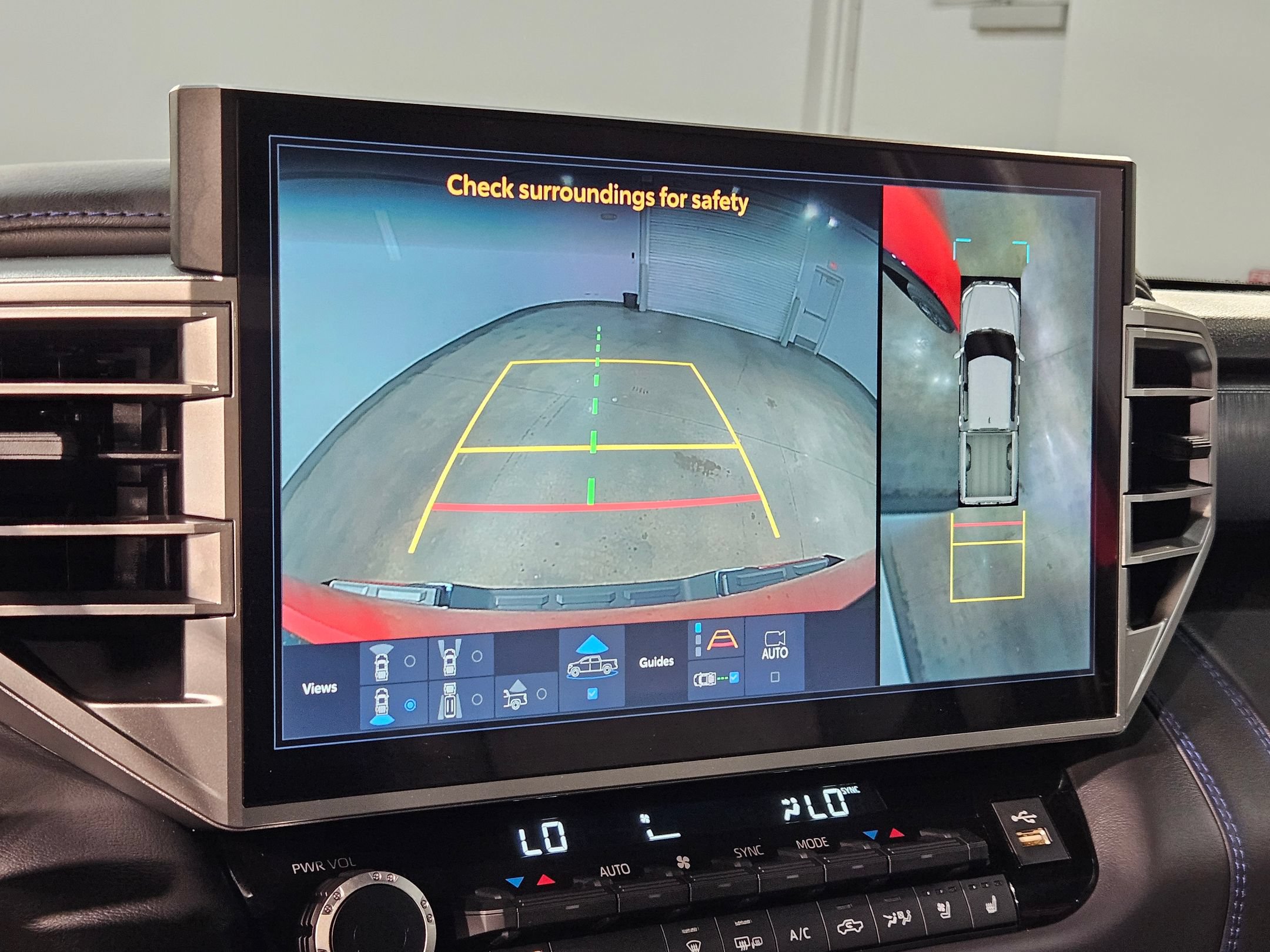 Certified 2025 Toyota Tundra Platinum AWD/4WD image 31