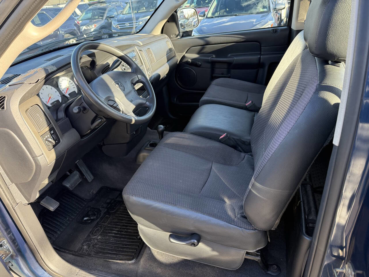 Used 2003 Dodge Ram 1500 Truck ST image 5