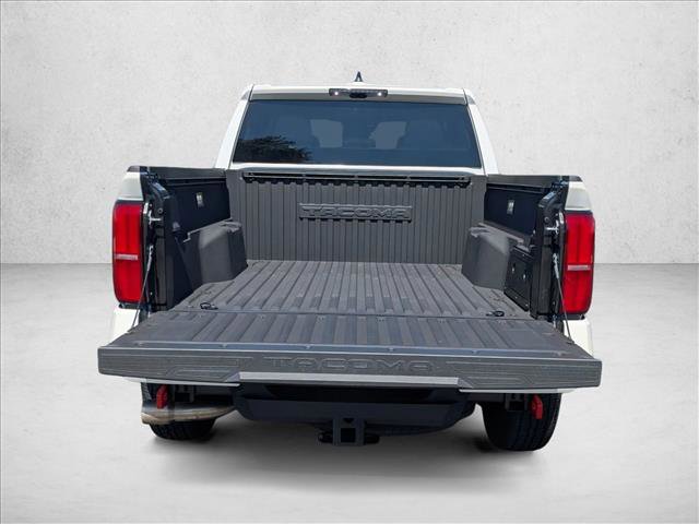 Used 2025 Toyota Tacoma TRD Off-Road image 6